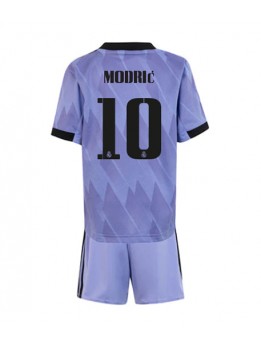 Real Madrid Luka Modric #10 Auswärts Trikotsatz für Kinder 2022-23 Kurzarm (+ Kurze Hosen)